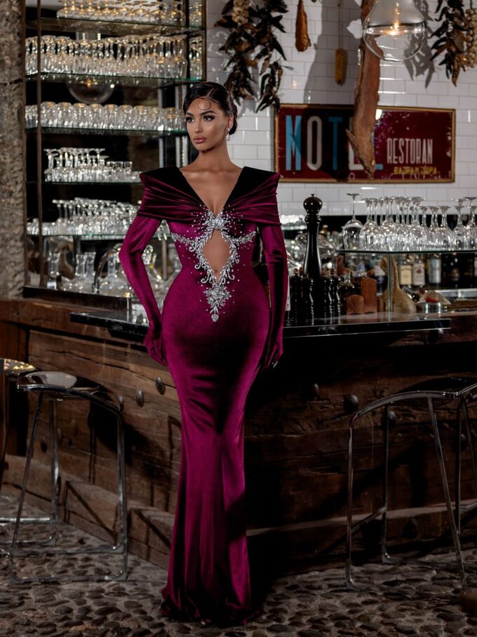 Burgundy Elegance V-Neck Gown with Diamond Cut